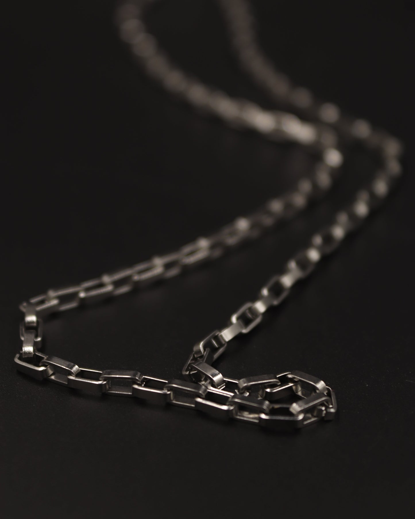 Cuboid Box Chain
