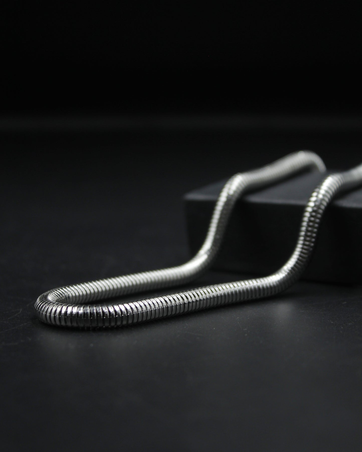 Eclipse Coil Chain