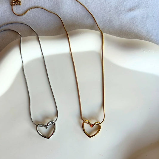 Heart Loop Necklace