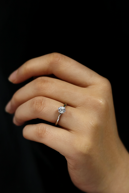 Sterling Silver Zirconia Ring