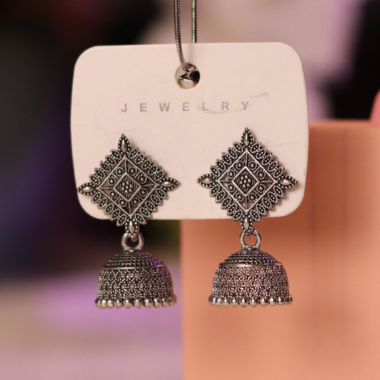VintageSquare Jhumka